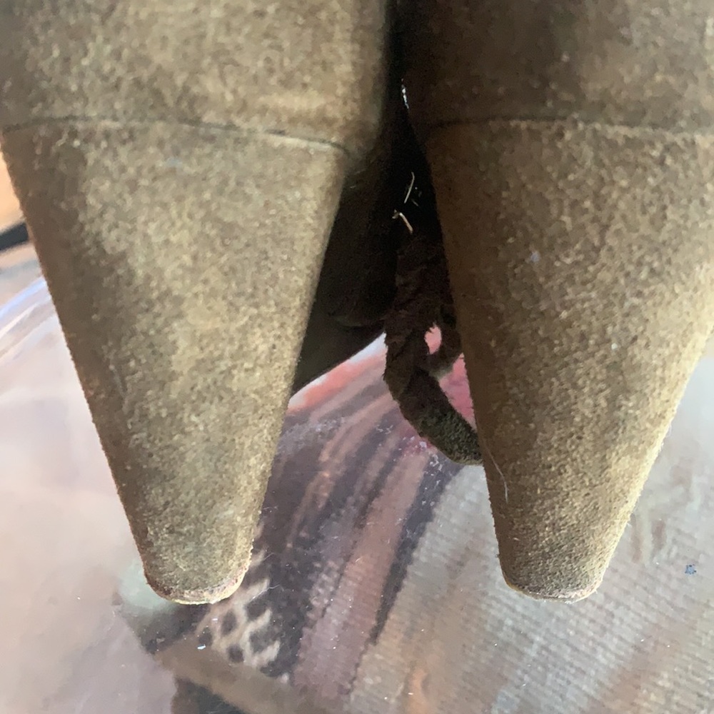 Joie wedge suede booties plus FREE second surprise pair of size 6 shoes - Picture 6 of 7